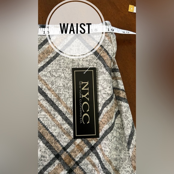 Chic Plaid A-Line Skirt in Gray and Tan NWT - Picture 5 of 7